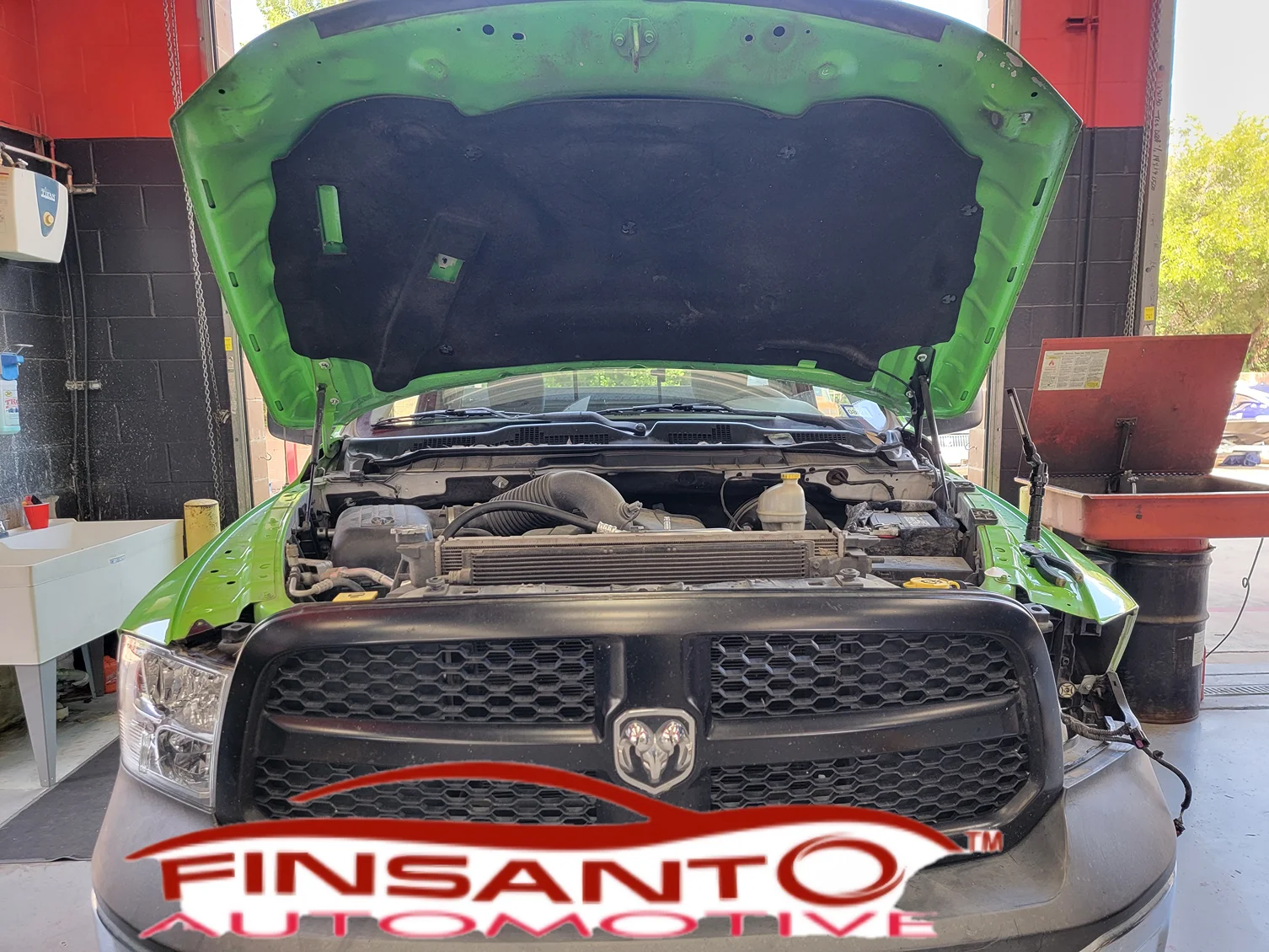 Finsanto Tire & Auto Repair 2025 10 28T15 13 33.783887Z 80047.96318731178