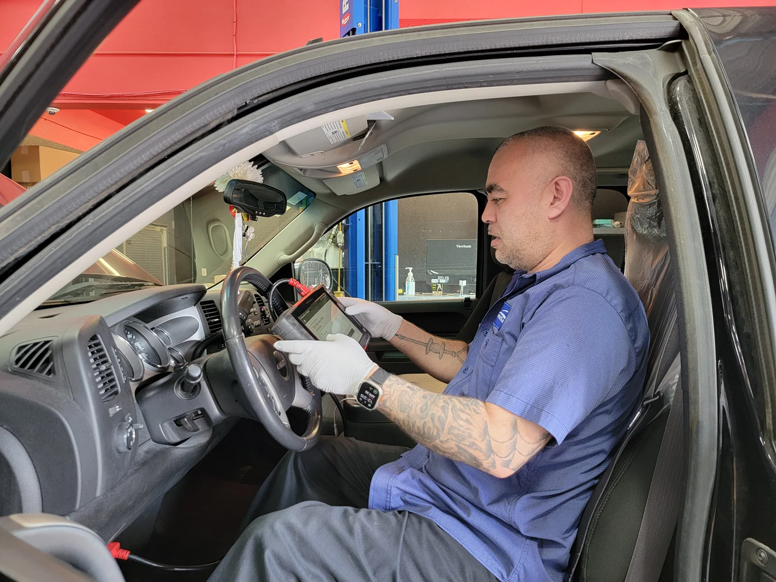 Finsanto Tire & Auto Repair 2025 10 28T15 13 39.146126Z 47686.698198894774